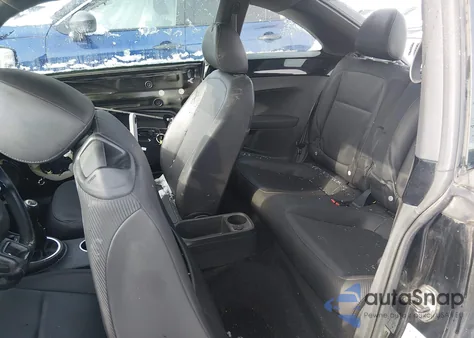 2012 Volkswagen Beetle 2.5L из США, поврежденный, VIN 3VWHP7AT7CM648000